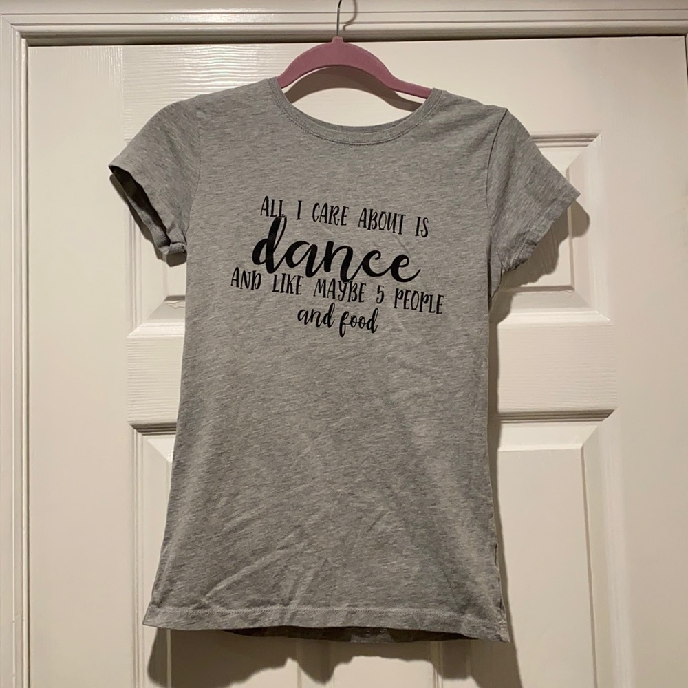 Graphic TShirt~Size Small